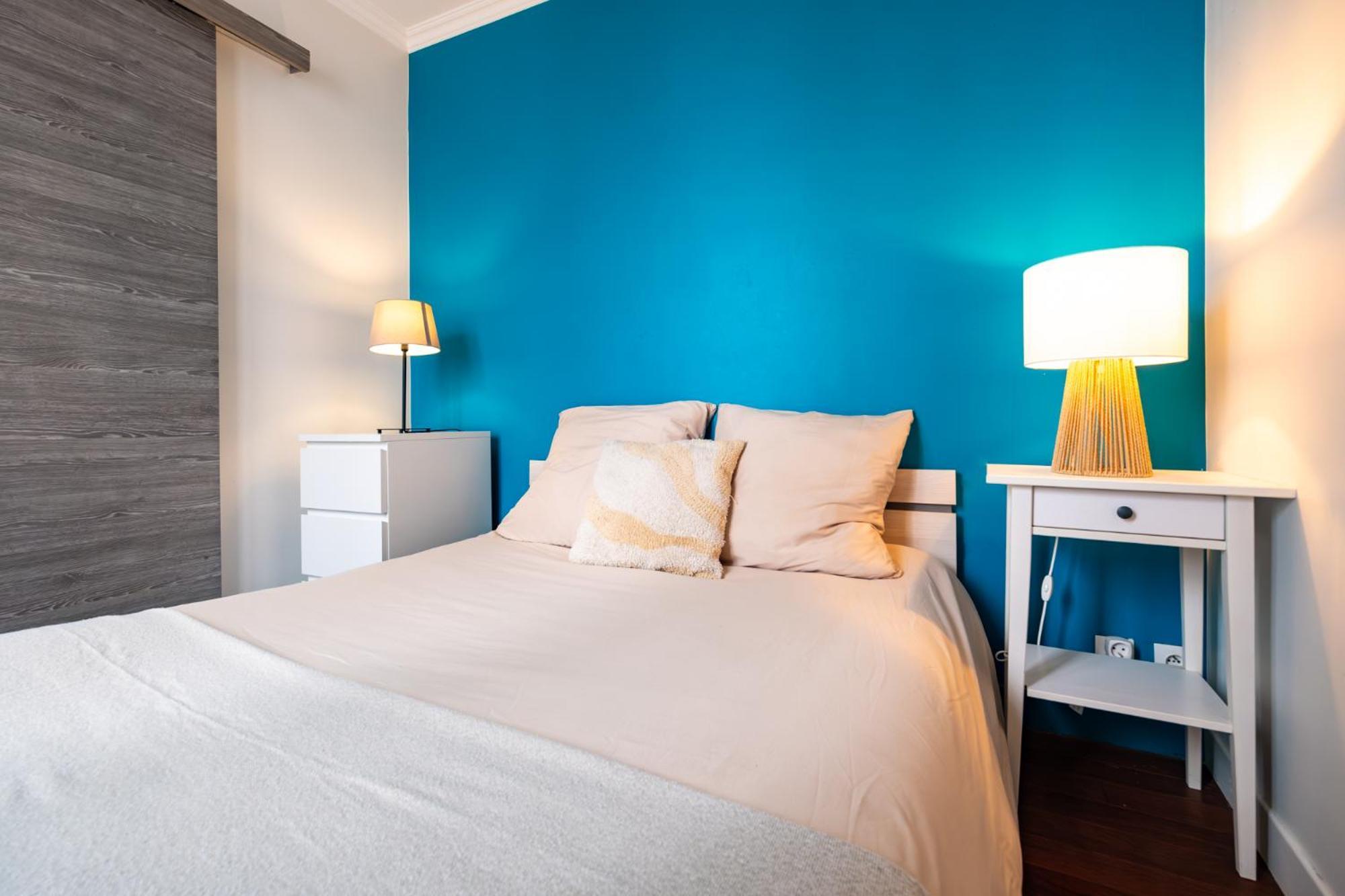 Charming Apartment In Heart Of Париж Екстериор снимка